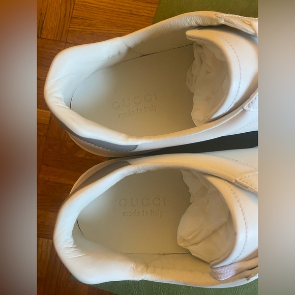 GUCCI ๐ Ace Sneaker | Menโs Size 10.5 US White Leather/Grey Interlocking Gs NWT - Picture 13 of 16
